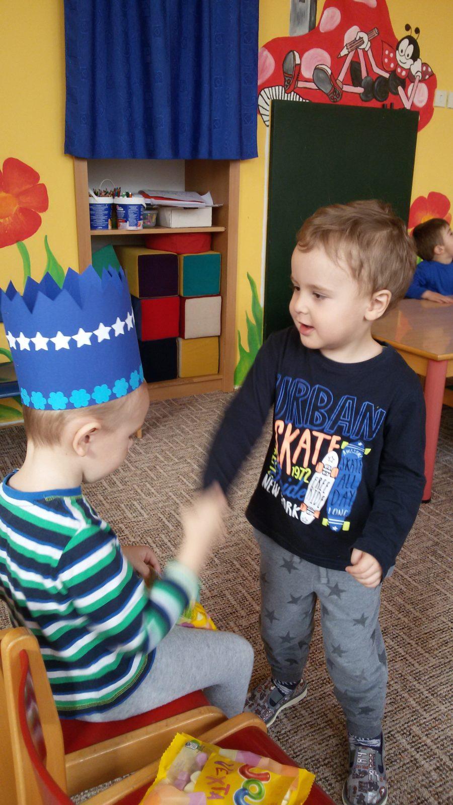 Broučci slaví: Toníček měl narozeniny - 22