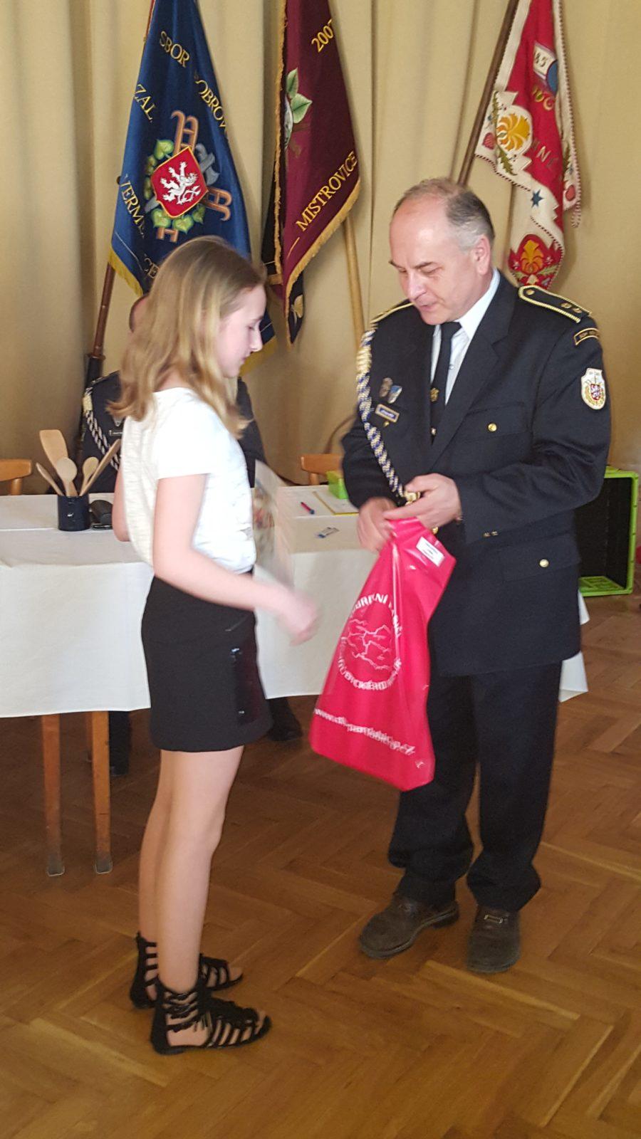 Slavnostní vyhlášení výsledků okresního kola soutěže Požární ochrana očima dětí - 5