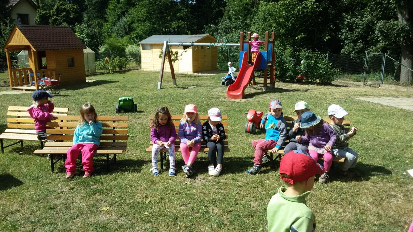 Broučci slaví: Sofinka měla narozeniny - 14