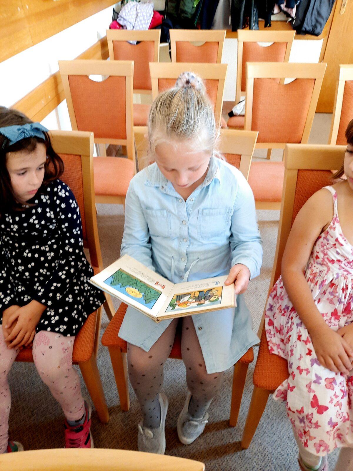 1. 10. Pasování na čtenáře - 21