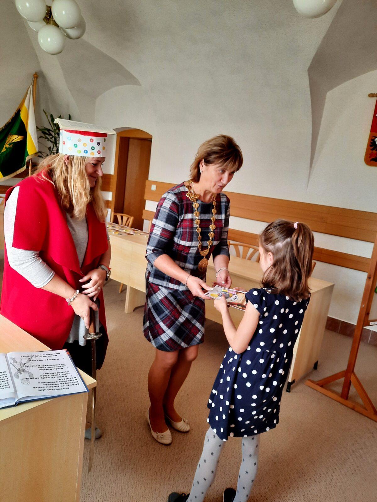 1. 10. Pasování na čtenáře - 24