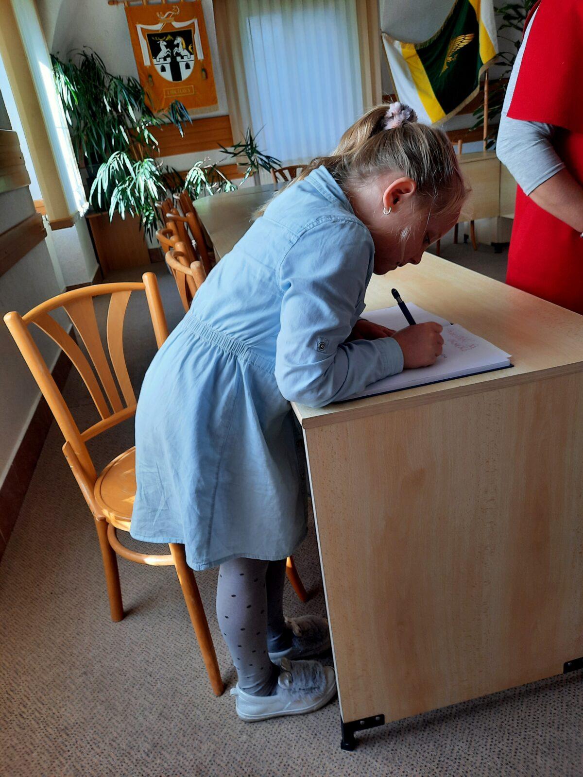 1. 10. Pasování na čtenáře - 28