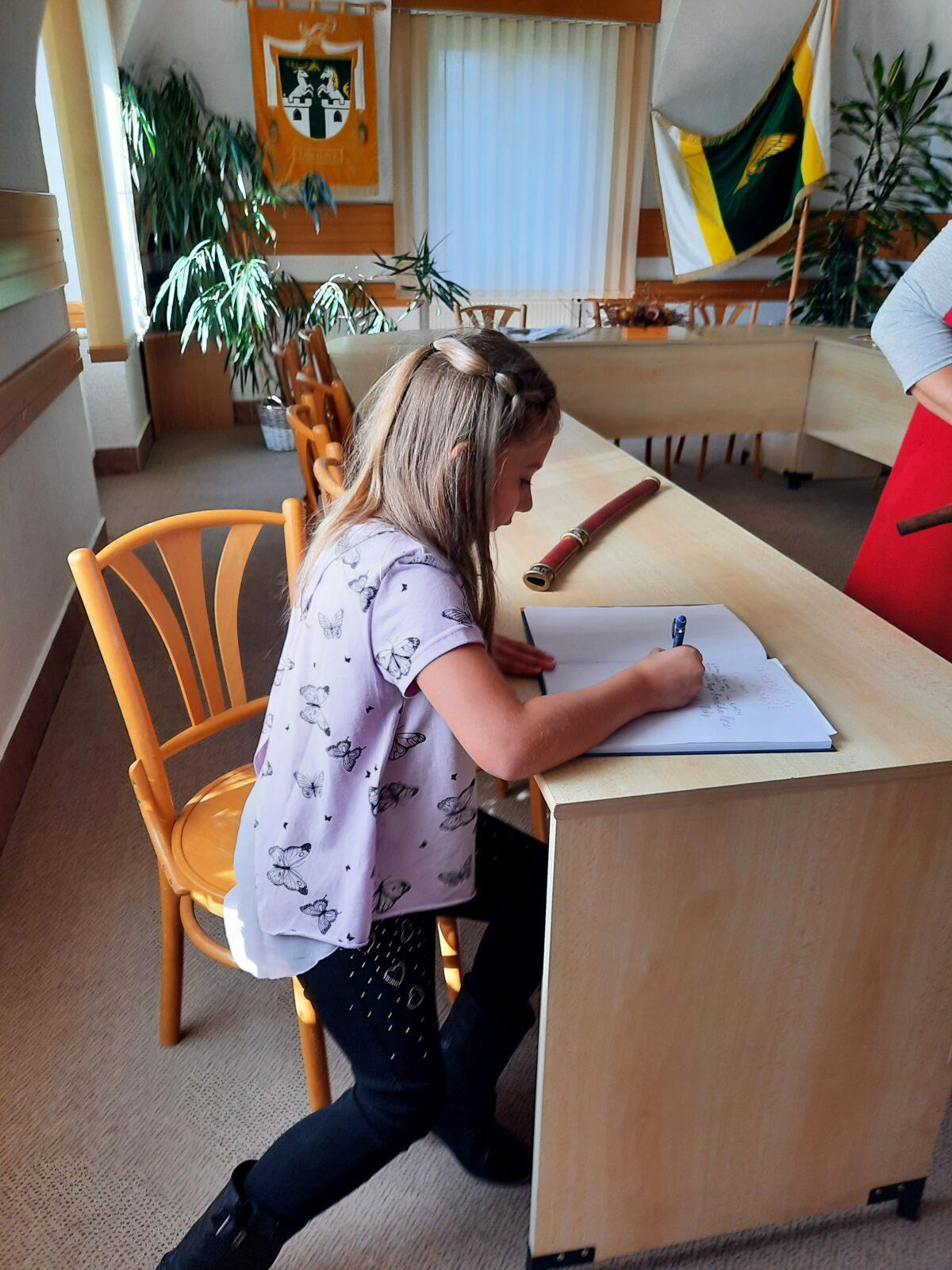 1. 10. Pasování na čtenáře - 38