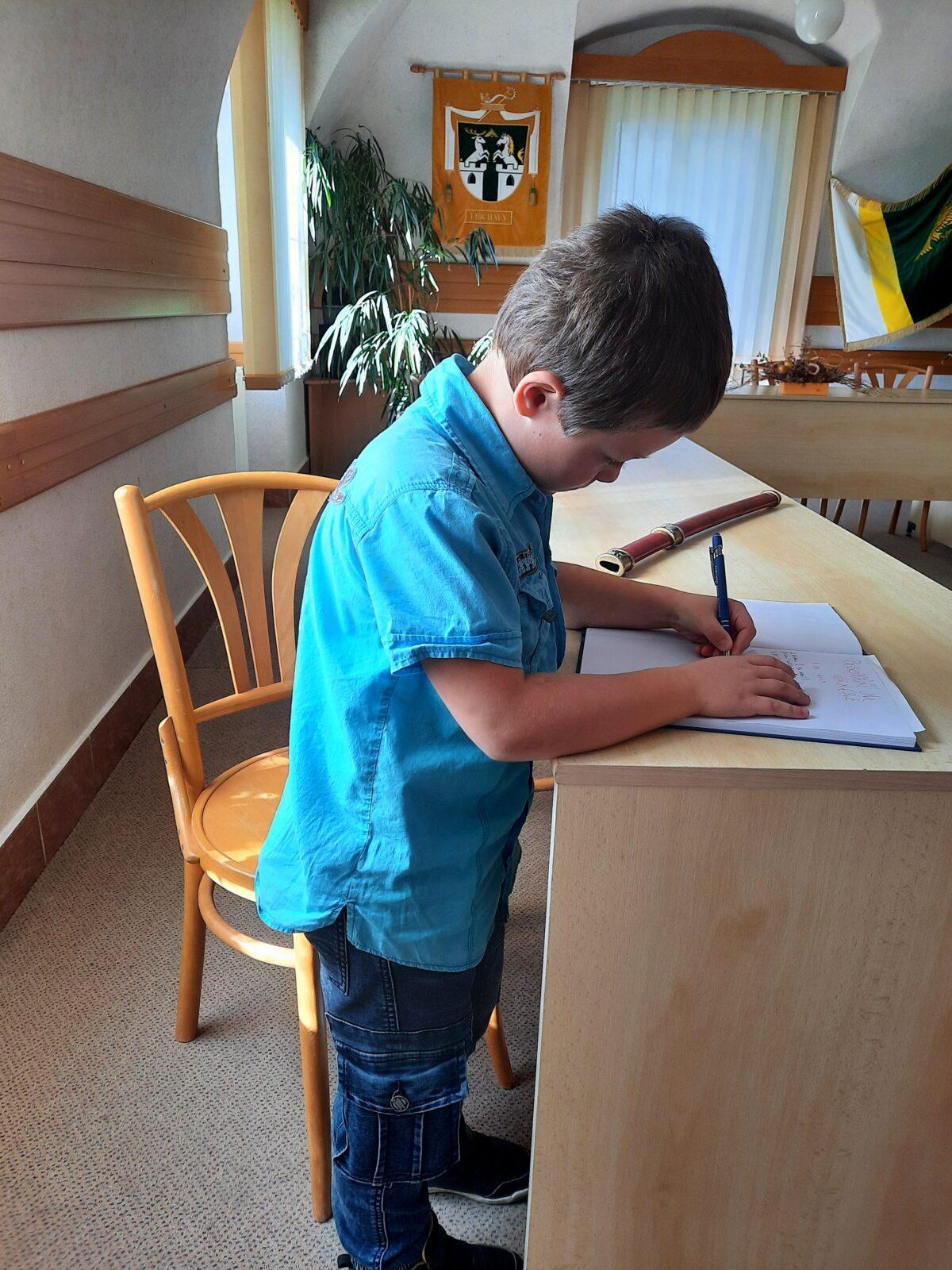 1. 10. Pasování na čtenáře - 47