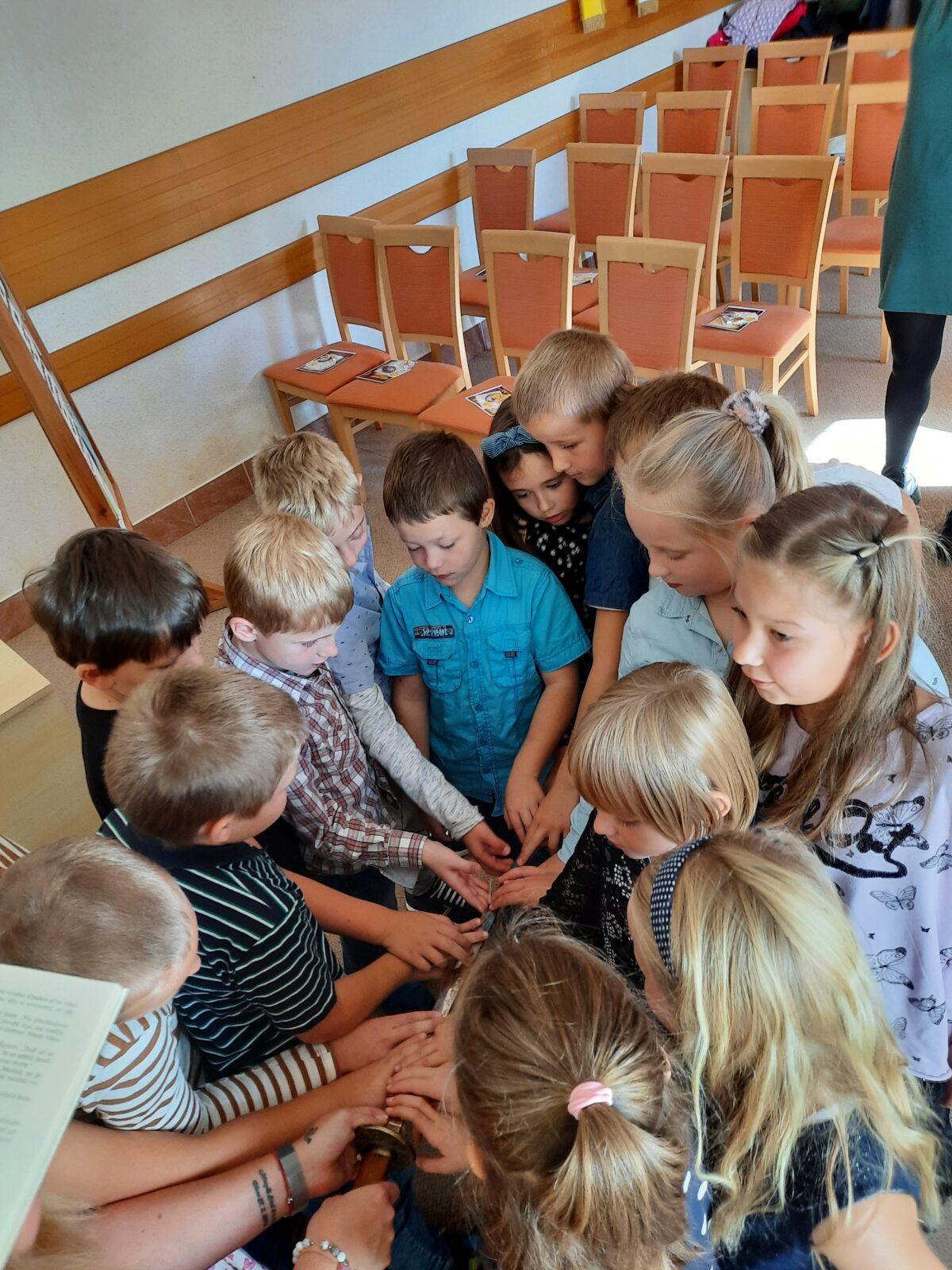 1. 10. Pasování na čtenáře - 53