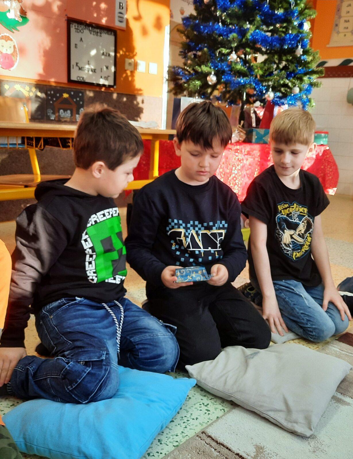 3. 1. Vánoční besídka ve 2. třídě - 2