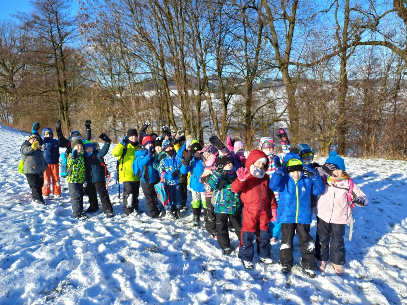 Opožděný "Vánoční les" v první třídě - 13