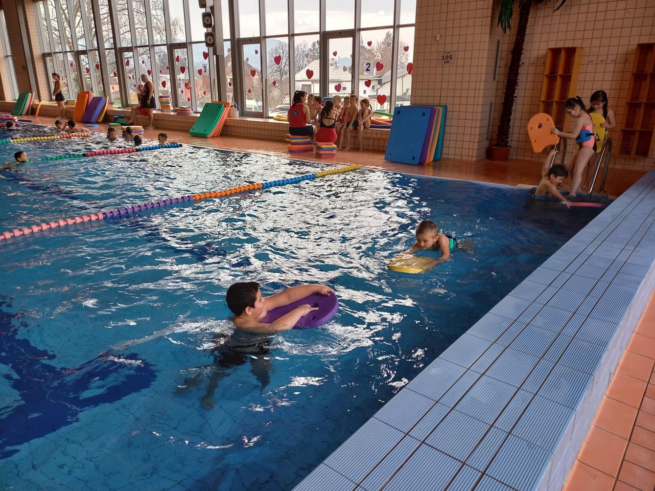 Zahájení plaveckého výcviku - 1. a 5. třída - 6