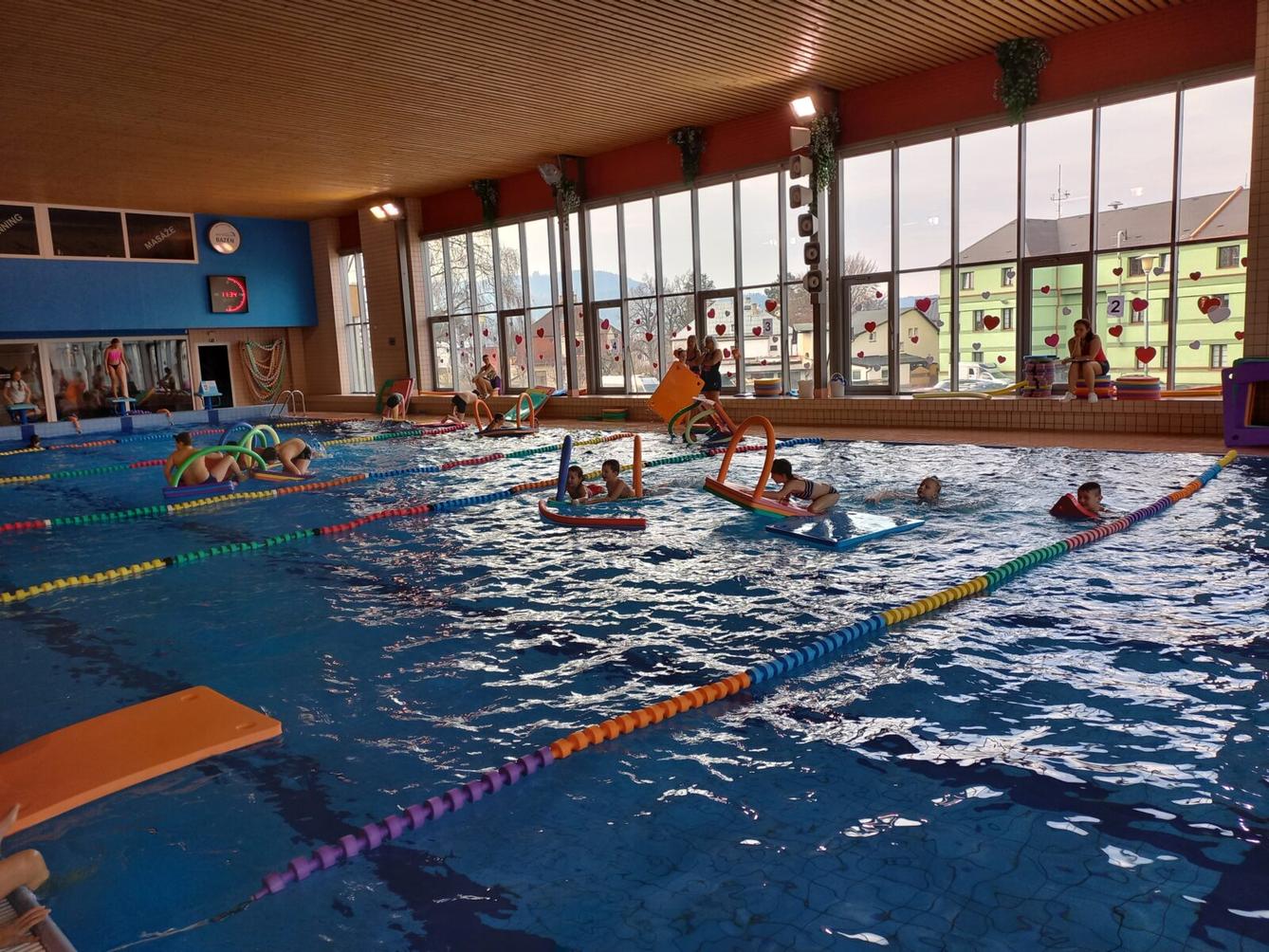 Zahájení plaveckého výcviku - 1. a 5. třída - 23