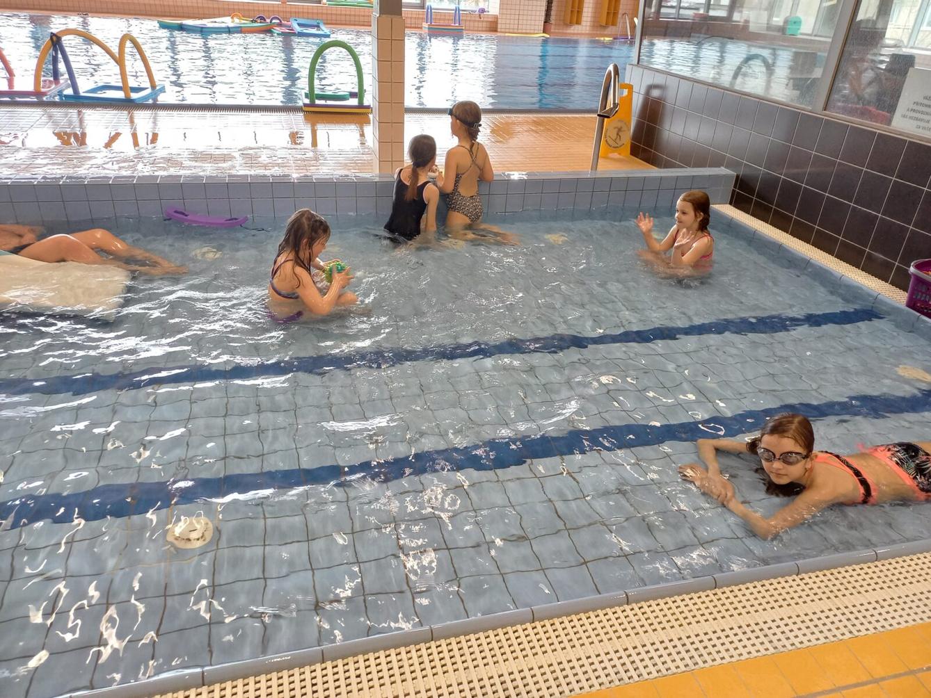 Ukončení plaveckého výcviku - 1. a 5. třída - 9