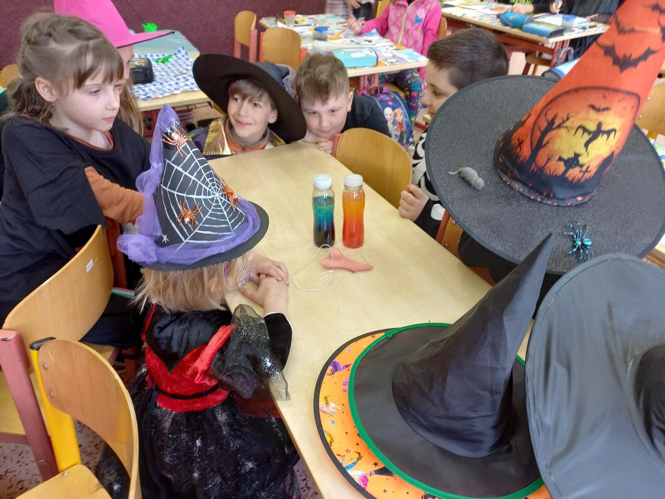 Čarodějnická škola kouzel v 1. třídě - 10