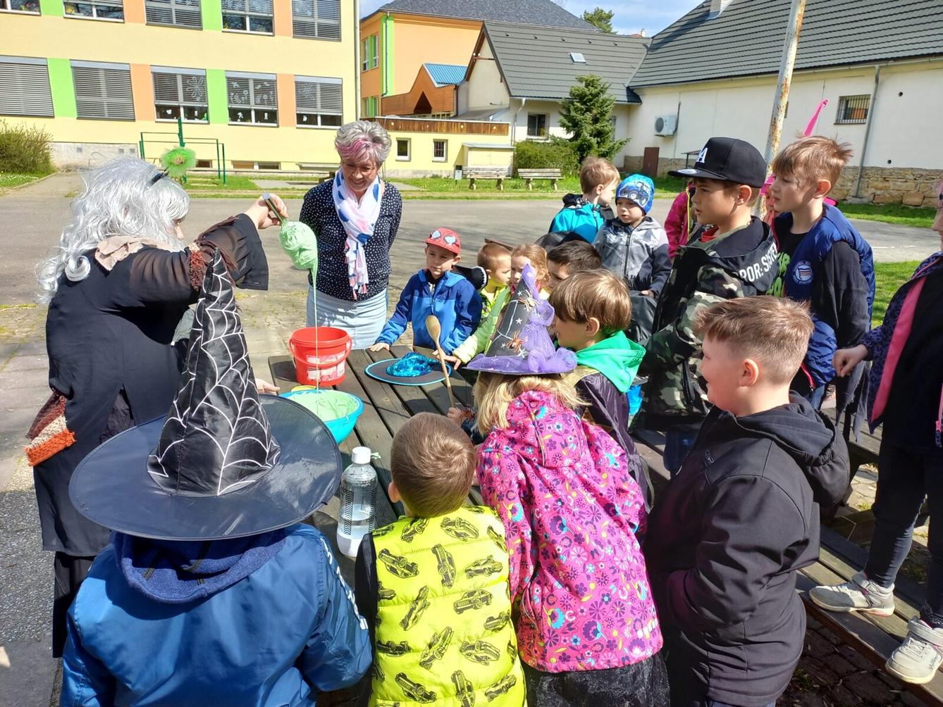 Čarodějnická škola kouzel v 1. třídě - 23