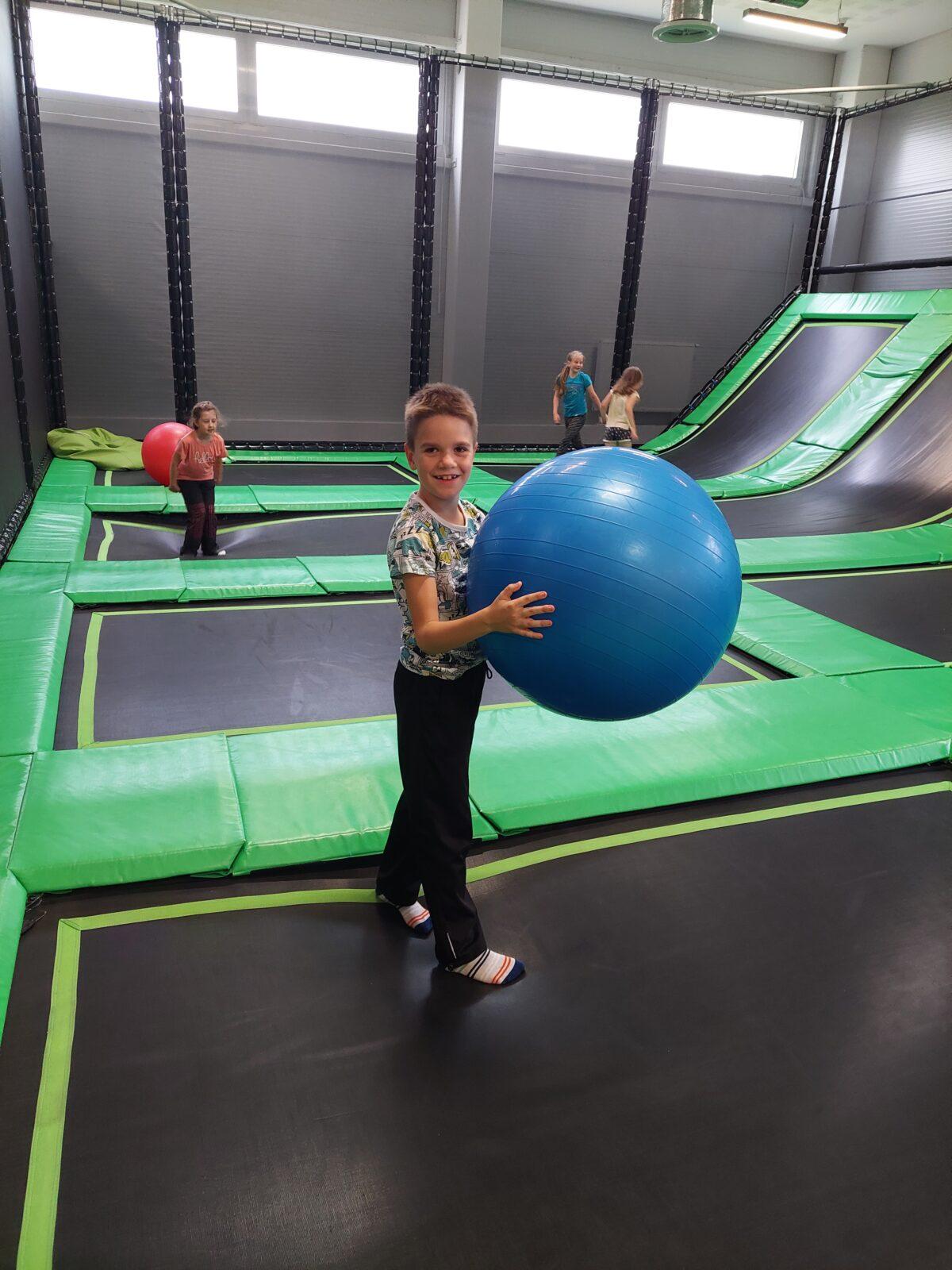 Třeťáci - školní výlet do SkiPi parku - 2