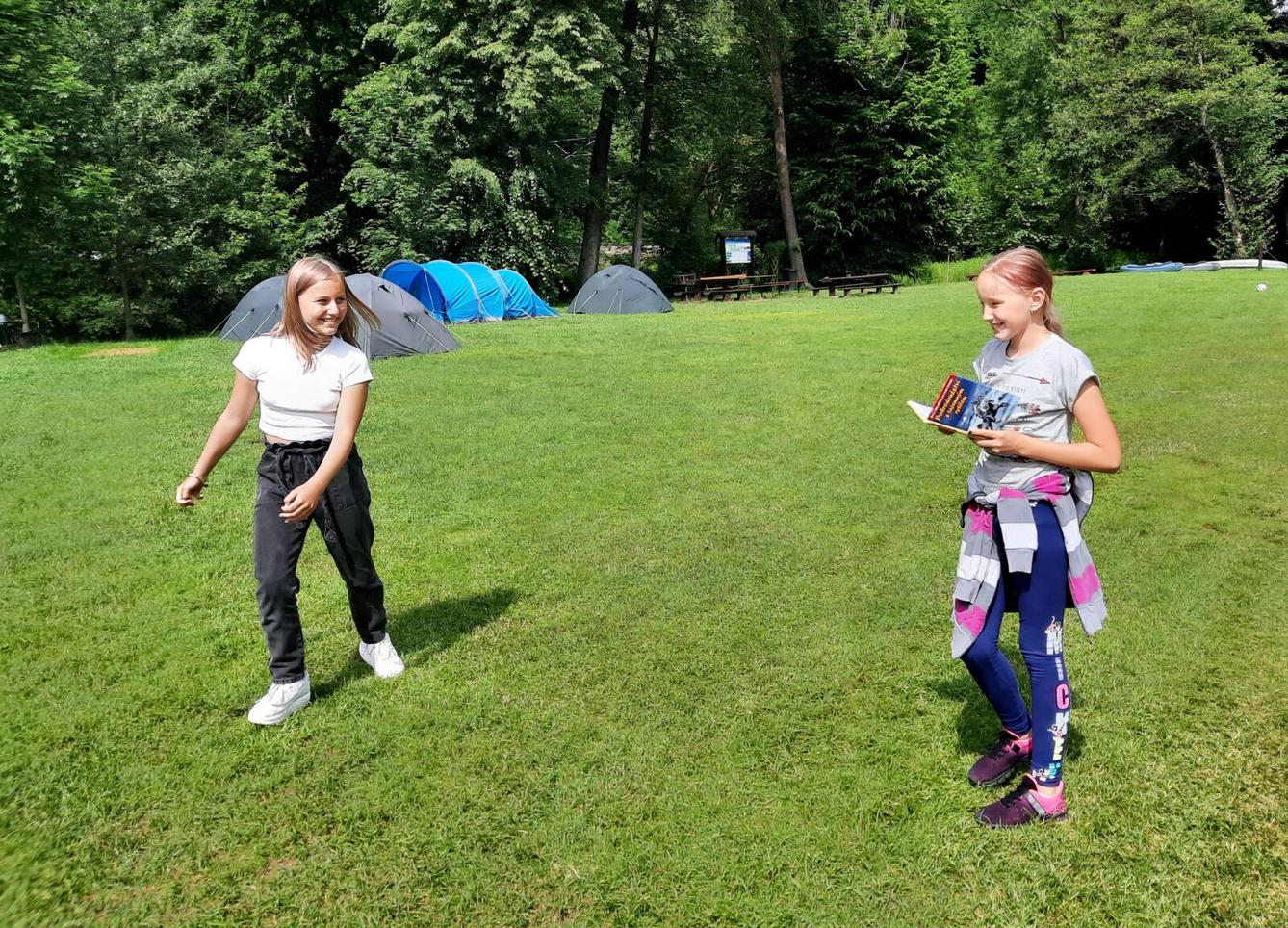 9. 6. Čtenářský klub - 15