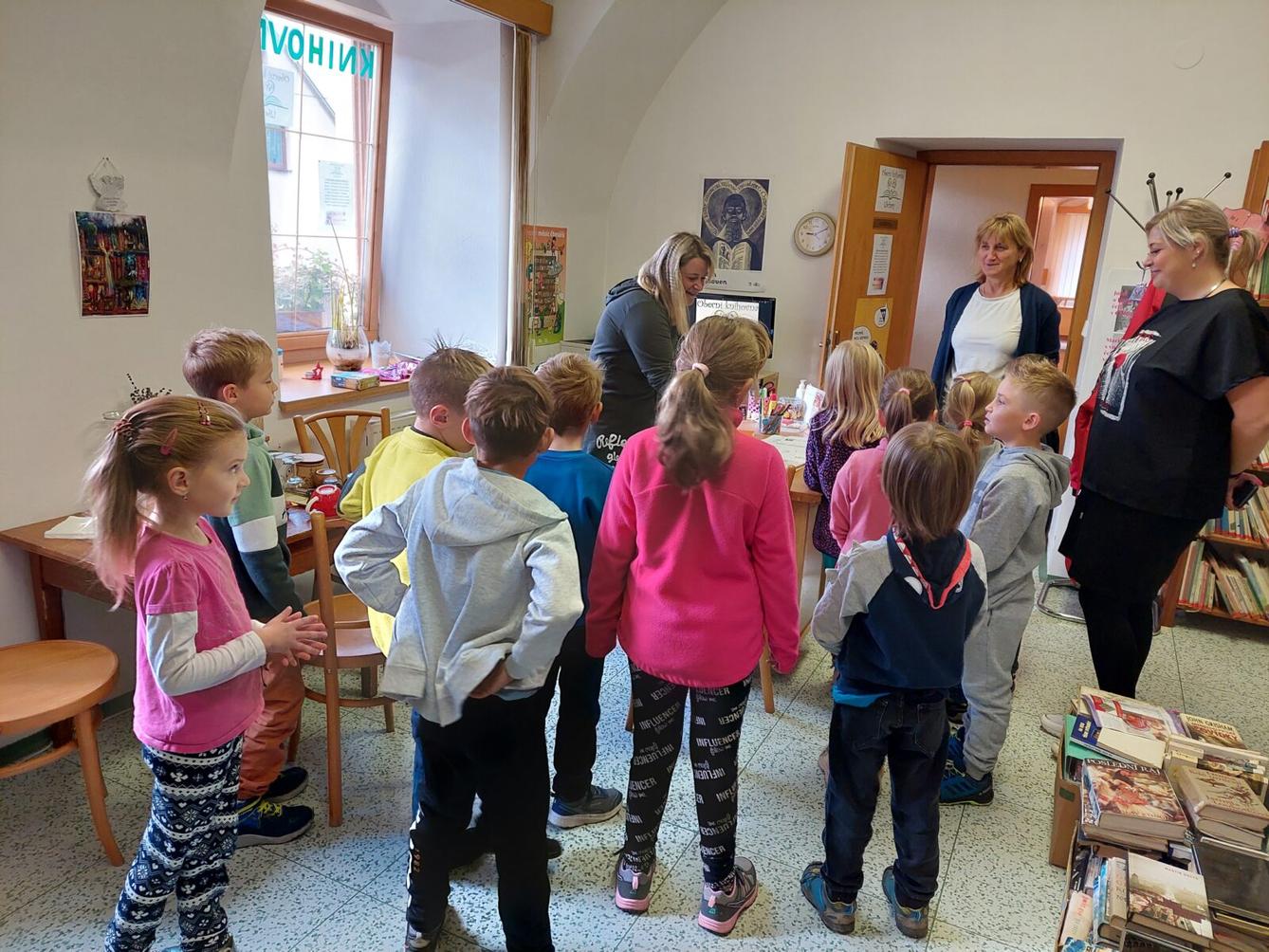 1.A v Obecní knihovně - 2