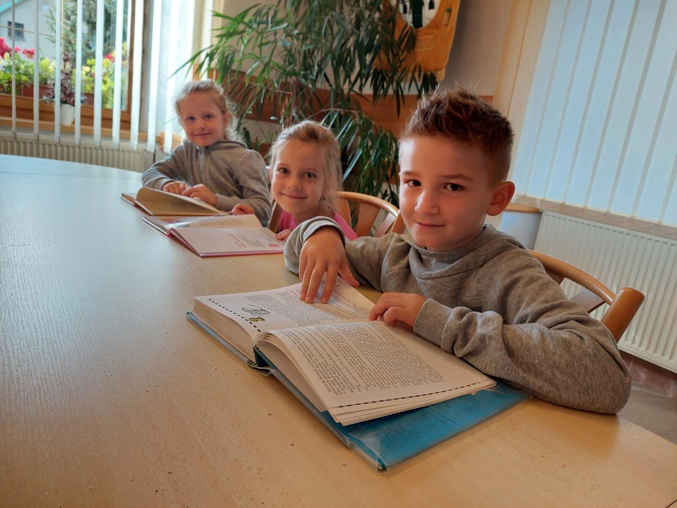 1.A v Obecní knihovně - 5