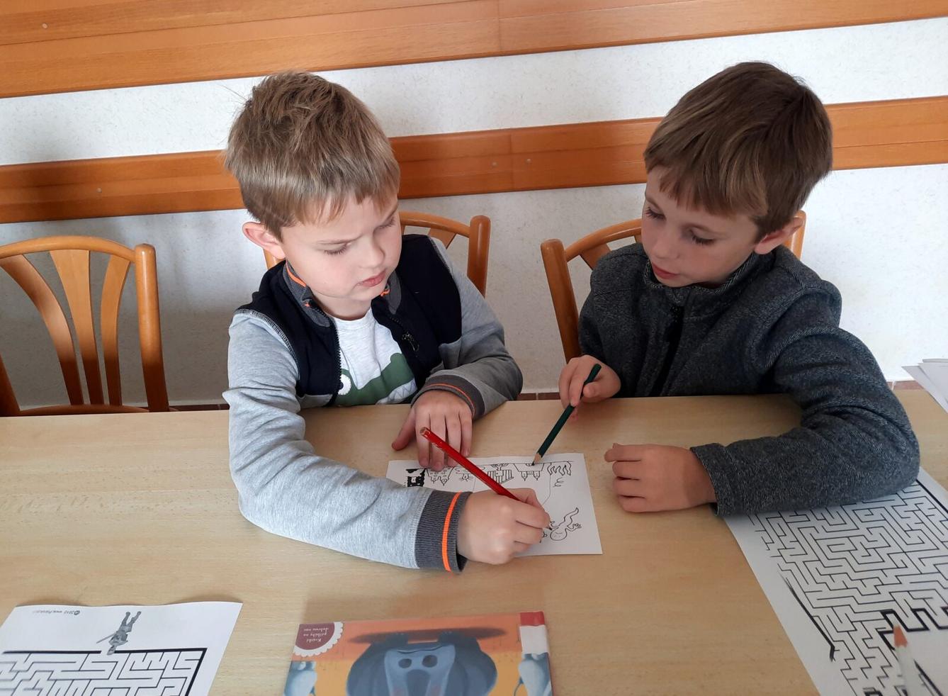 5. 10. - 1.B v obecní knihovně - 10