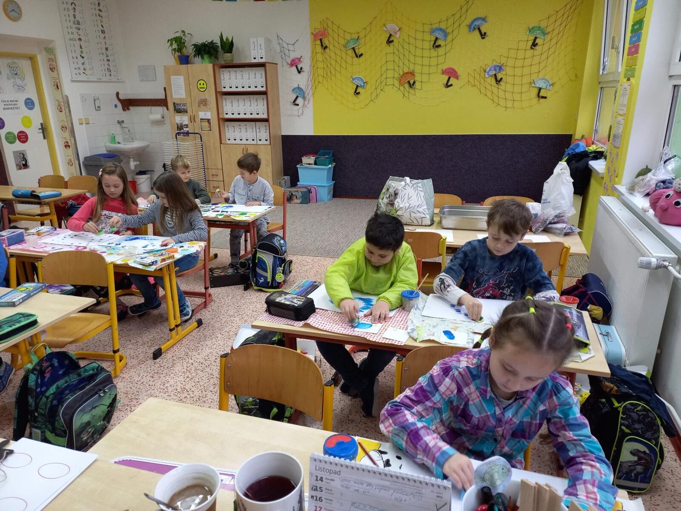 Druháčci tvořili výrobky na vánoční jarmark - 2