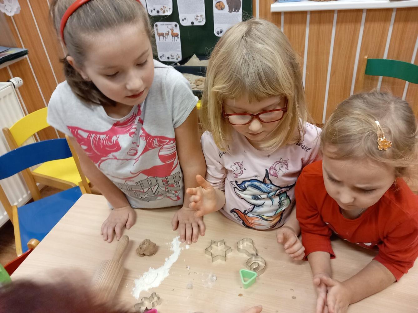 Pečeme ve školce perníčky... - 2