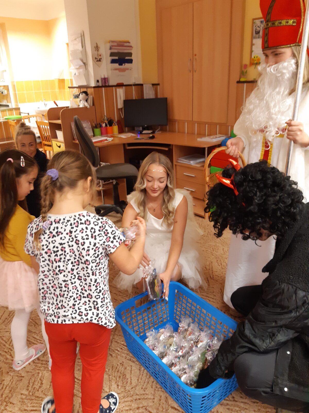 Návštěva Mikuláše, čerta a anděla - 17