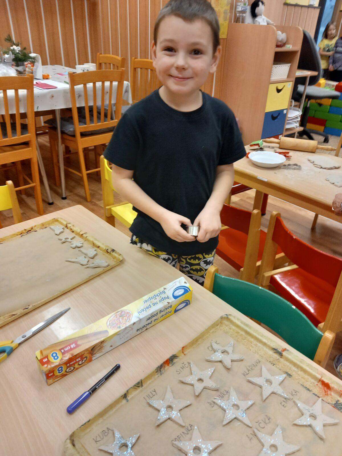 Dráčci s Námořníky při adventním vyrábění... - 1