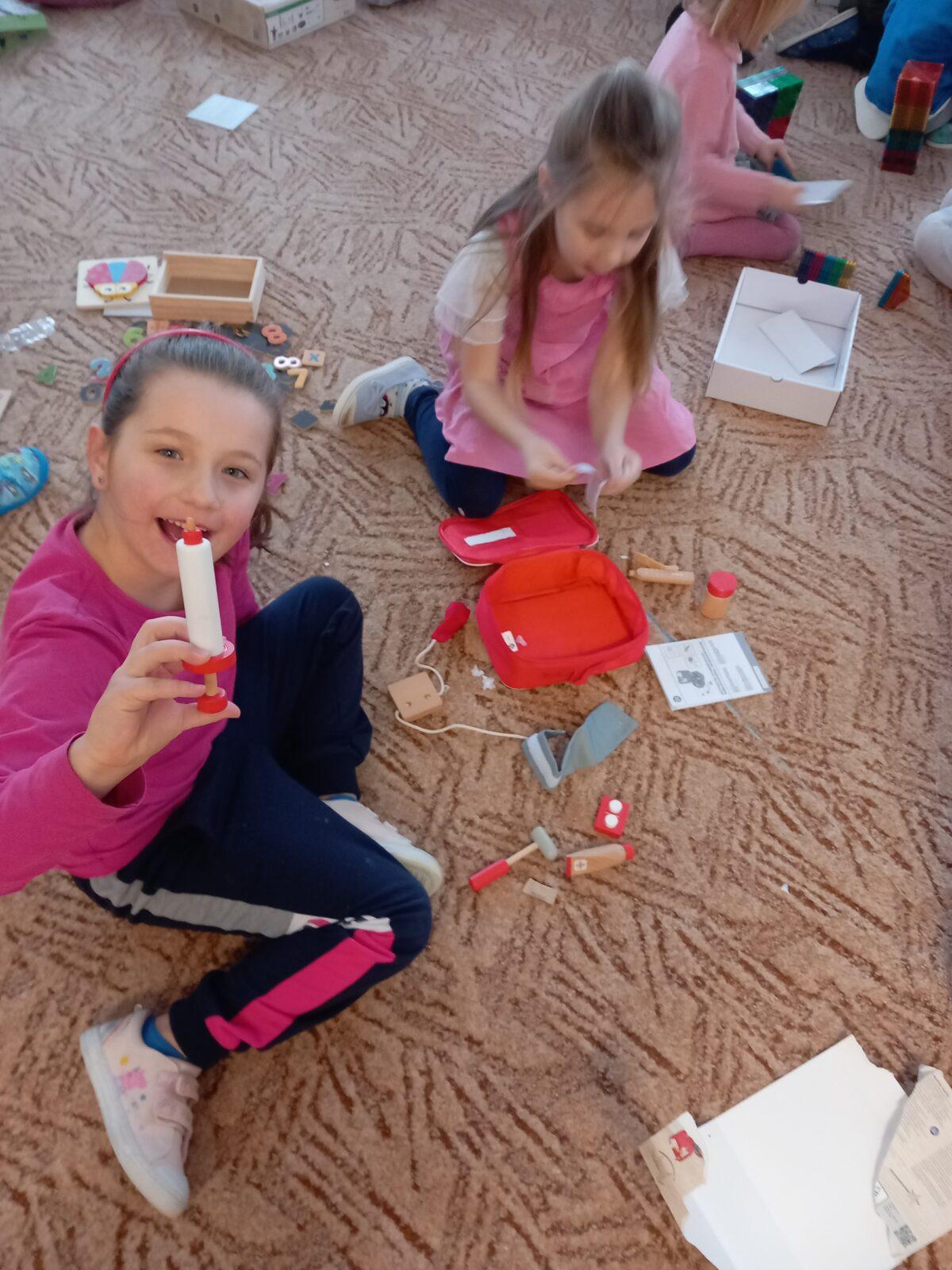 Hledání vánočního pokladu a dárečky od Ježíška... - 2