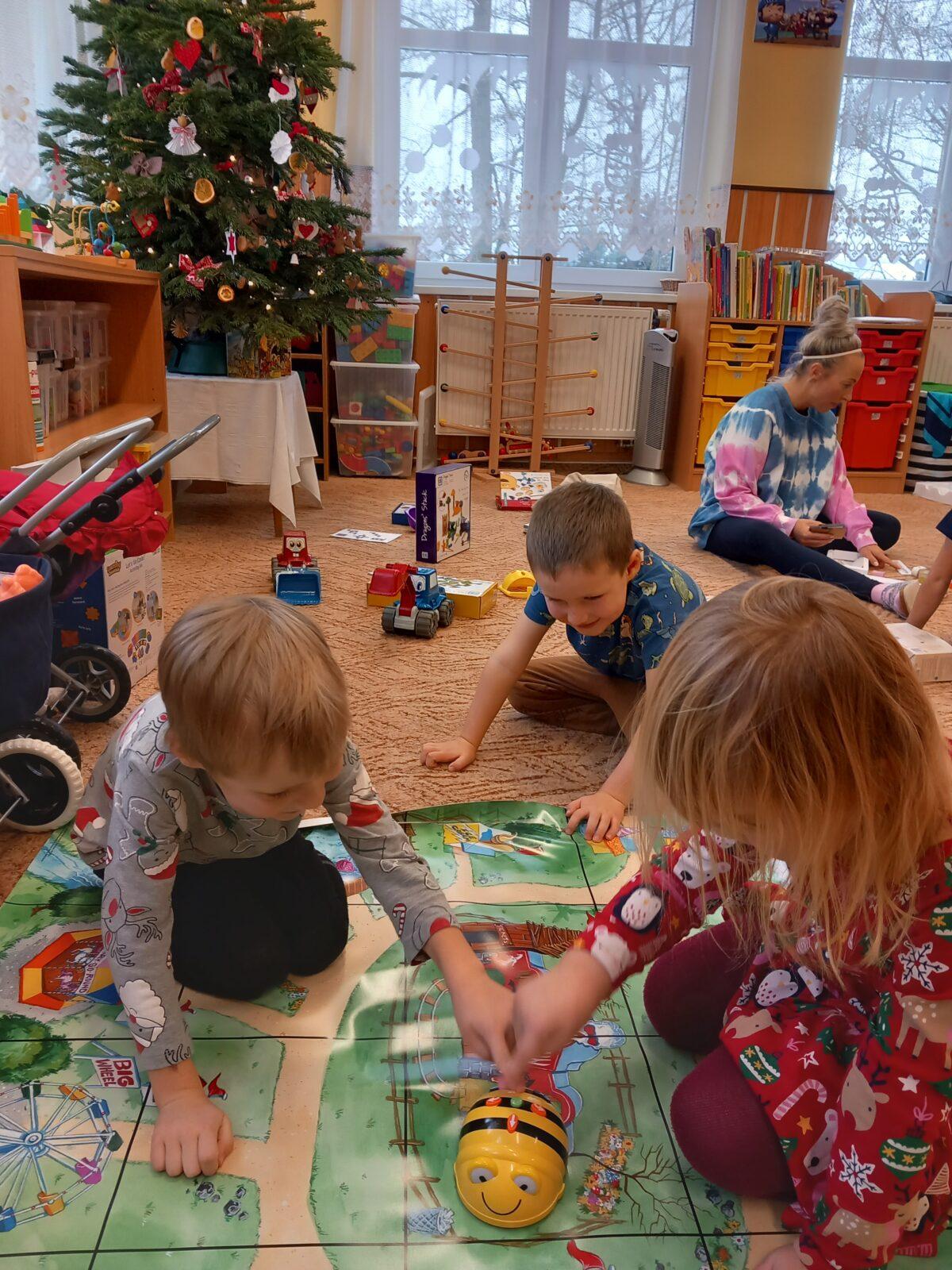 Hledání vánočního pokladu a dárečky od Ježíška... - 8