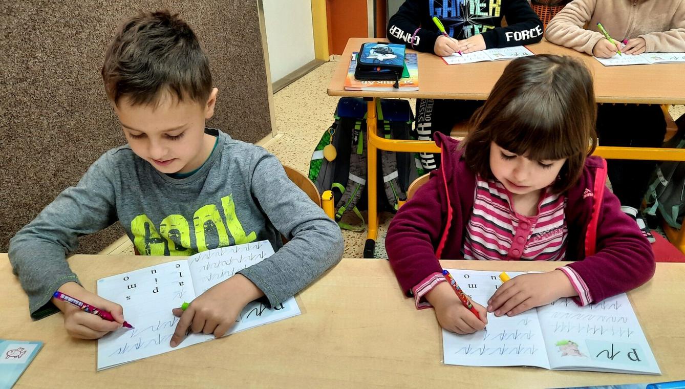 20. 12. Předávání pera v 1.B - 7