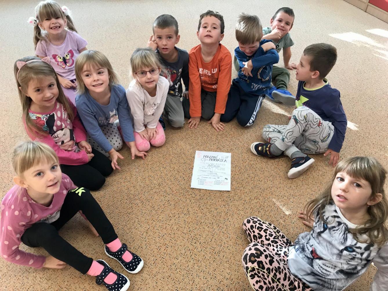 SOVIČKY: ,,LISTÍ ŽLOUTNE POLETUJE" - 16