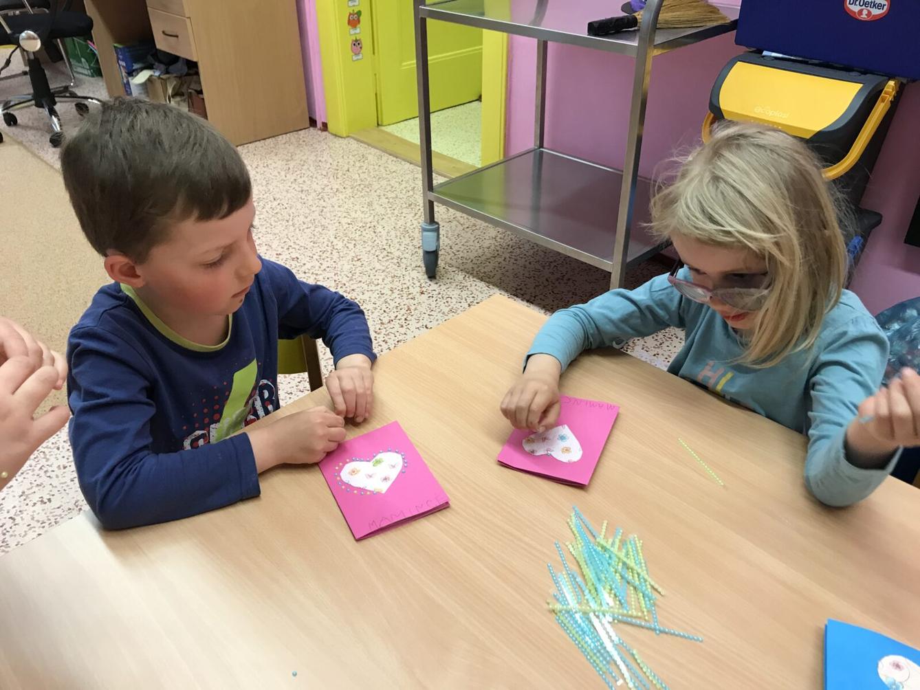 SOVIČKY: ,,MOJE MAMINKA MÁ SVÁTEK" - 14