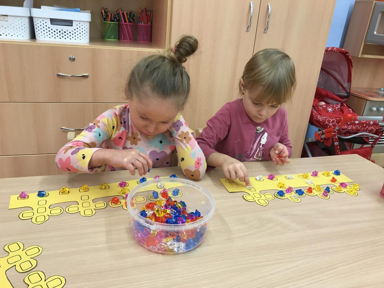 SOVIČKY: ,,KDE ŽIJEME" - 16