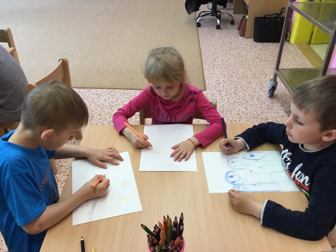 SOVIČKY: ,,MAMINKA MÁ SVÁTEK, RODINA" - 14