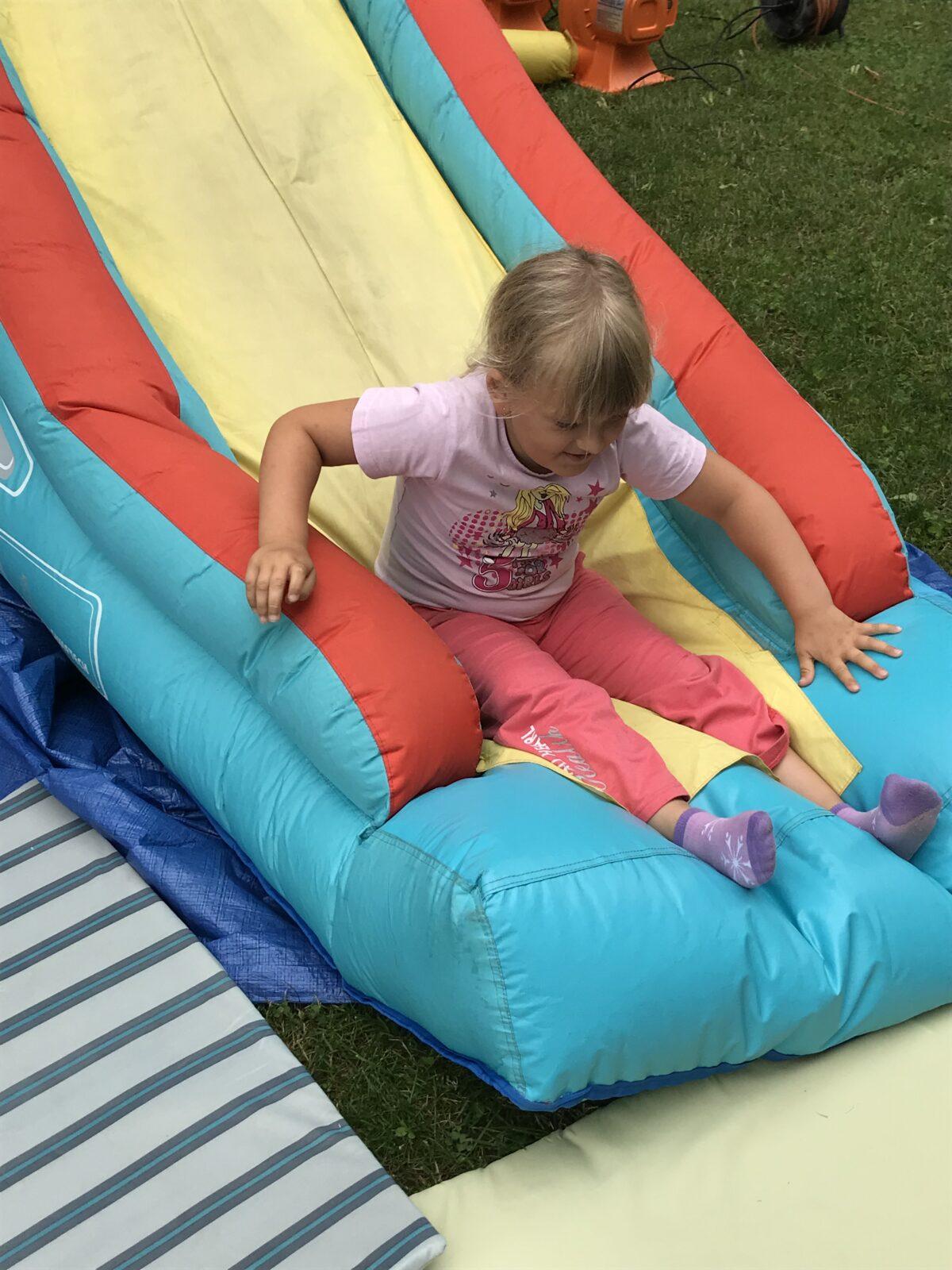 SLAVÍME: MAREČEK MÁ NAROZENINY - 16