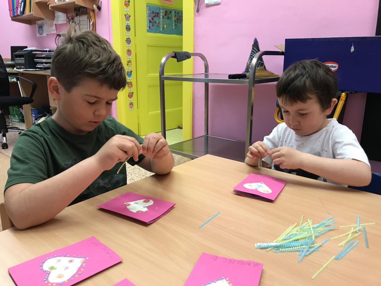 SOVIČKY: ,,MOJE MAMINKA MÁ SVÁTEK" - 16