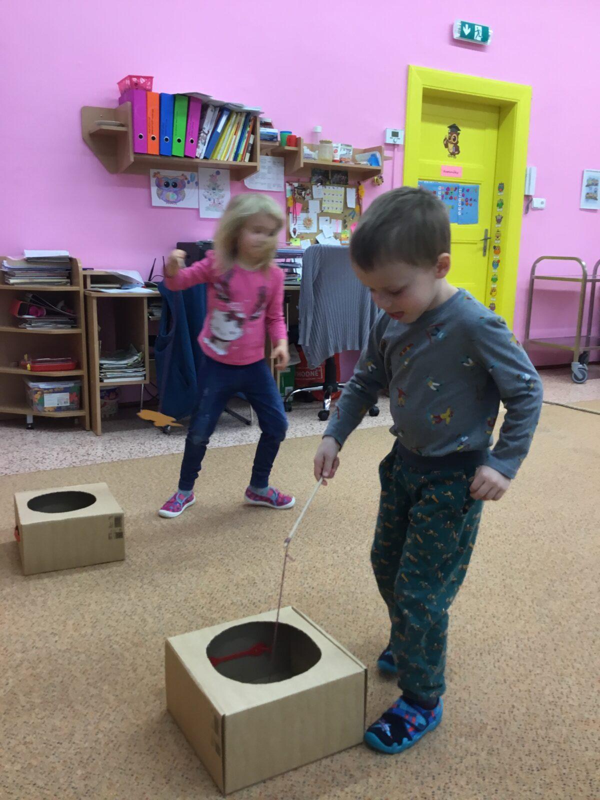 SOVIČKY: ,,ZIMNÍ RADOVÁNKY - VÝPRAVA NA SEVERNÍ A JIŽNÍ PÓL" - 18