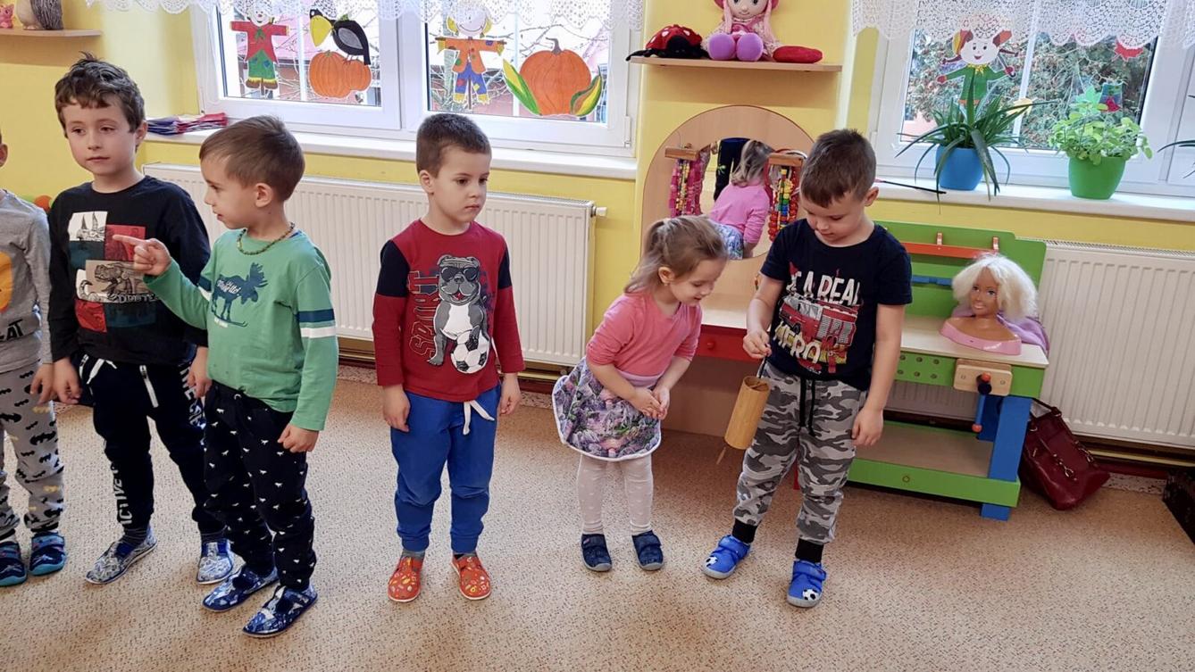 MUZIKOTERAPIE: ,,INDIÁNSKÁ POHÁDKA" - 18