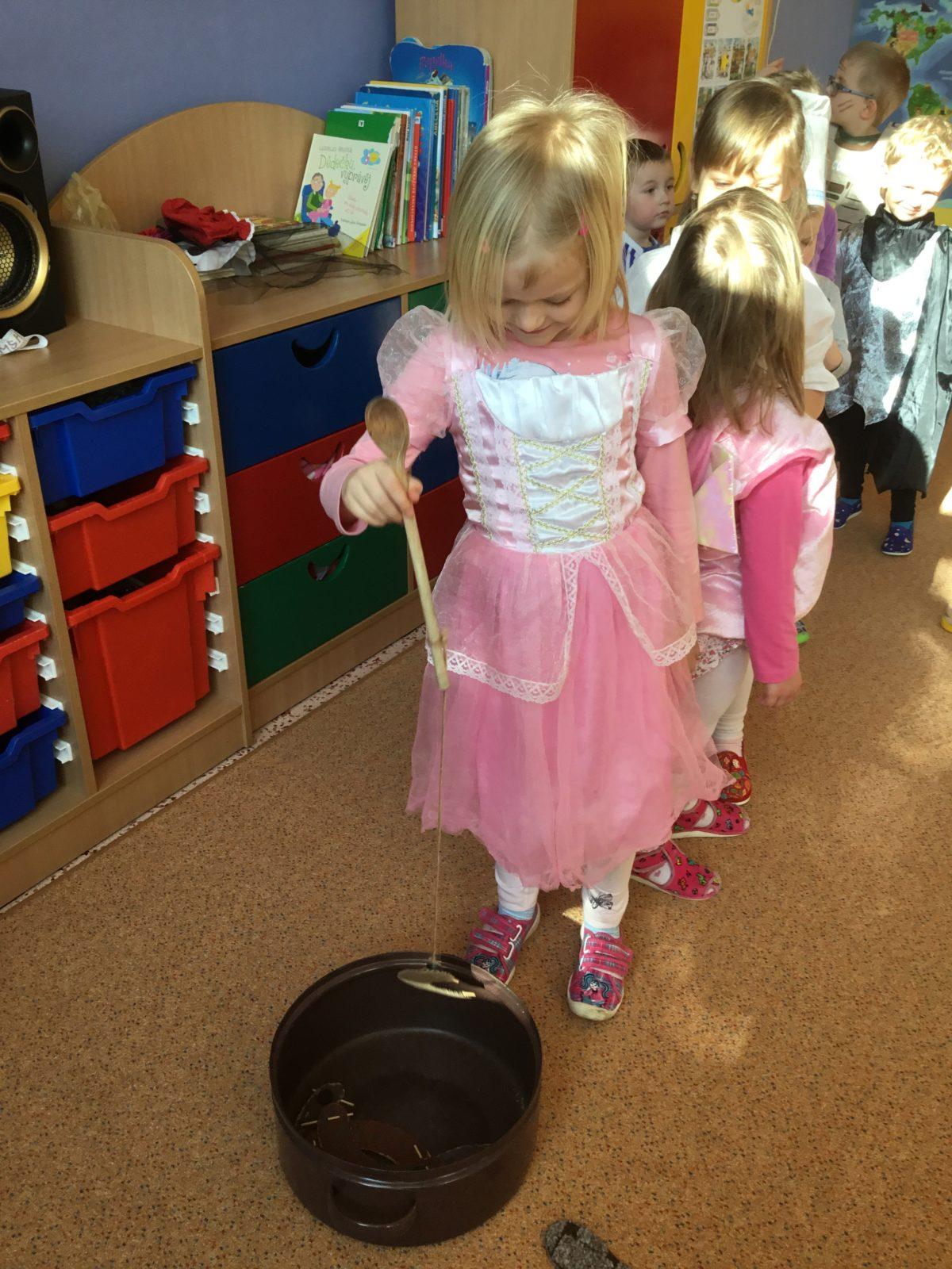 Karnevalové dopoledne v MŠ - 14