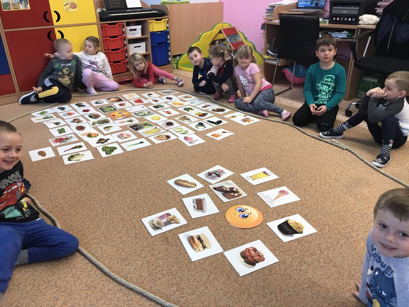 SOVIČKY: ,,KDYŽ ALENKA STŮNĚ" - MOJE TĚLO - 19