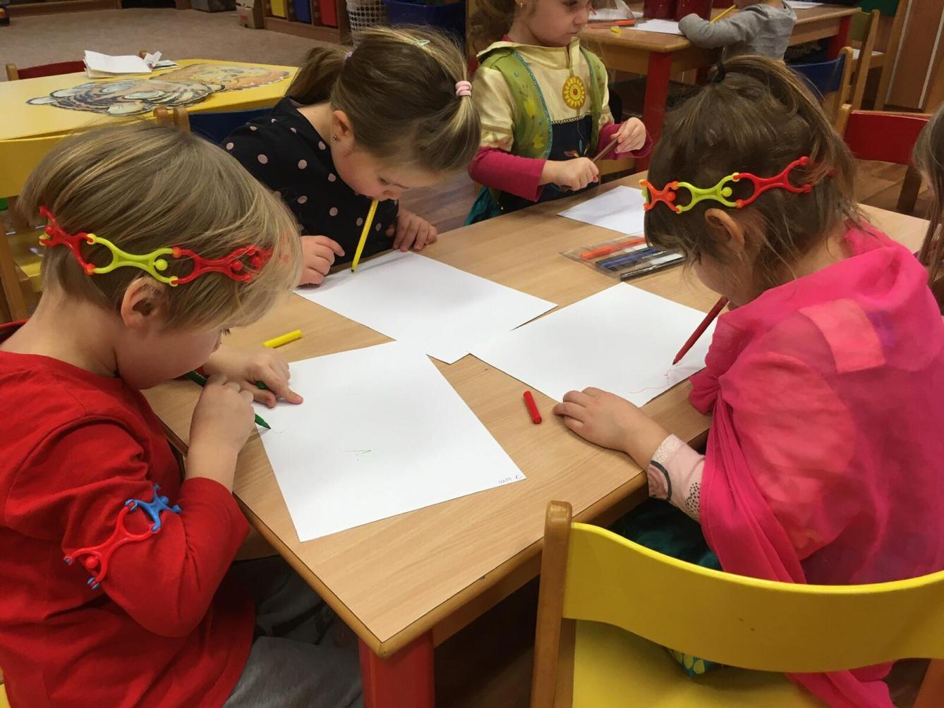 Kreslíme pusou a nohou - 6