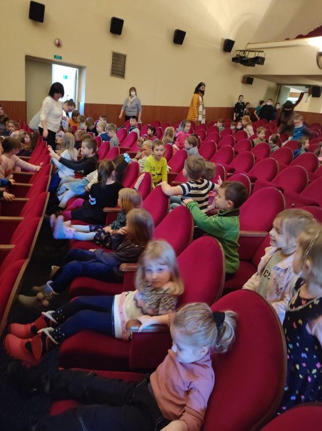 Divadlo - Princezna se zlatou hvězdou na čele - 11