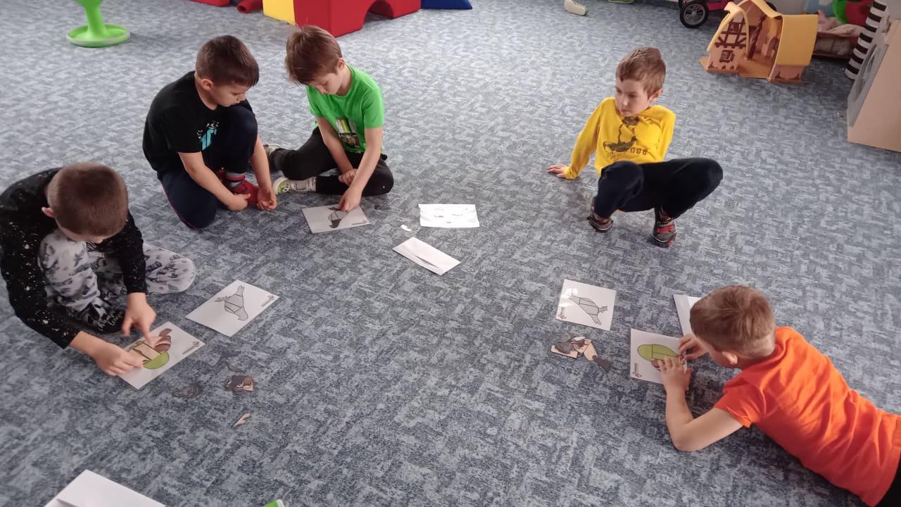 Kamínek PLANETY ZEMĚ - námořníci - 5