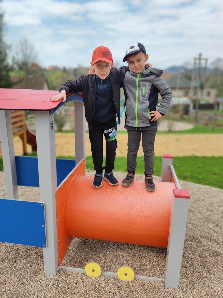 Přednáška p. Kubasy a návštěva hřiště - 10