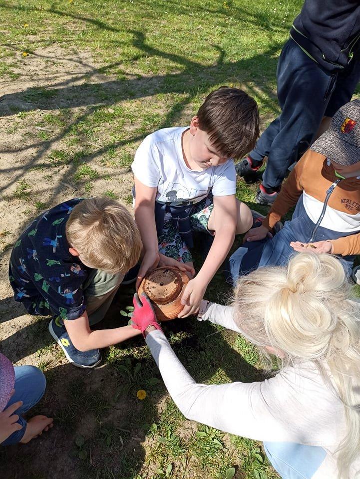 9. 5. Učení venku, 2. třída - 11