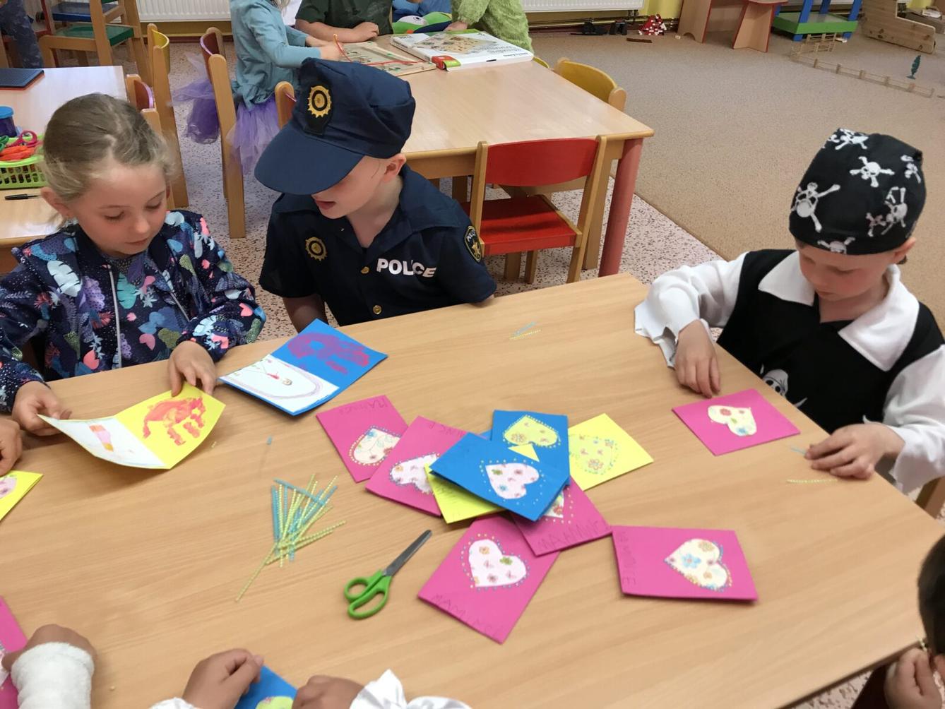 SOVIČKY: ,,MOJE MAMINKA MÁ SVÁTEK" - 21