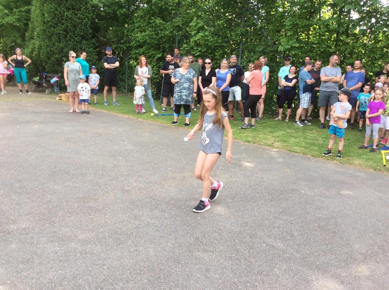 ŠD - sportovní odpoledne s rodiči - 61