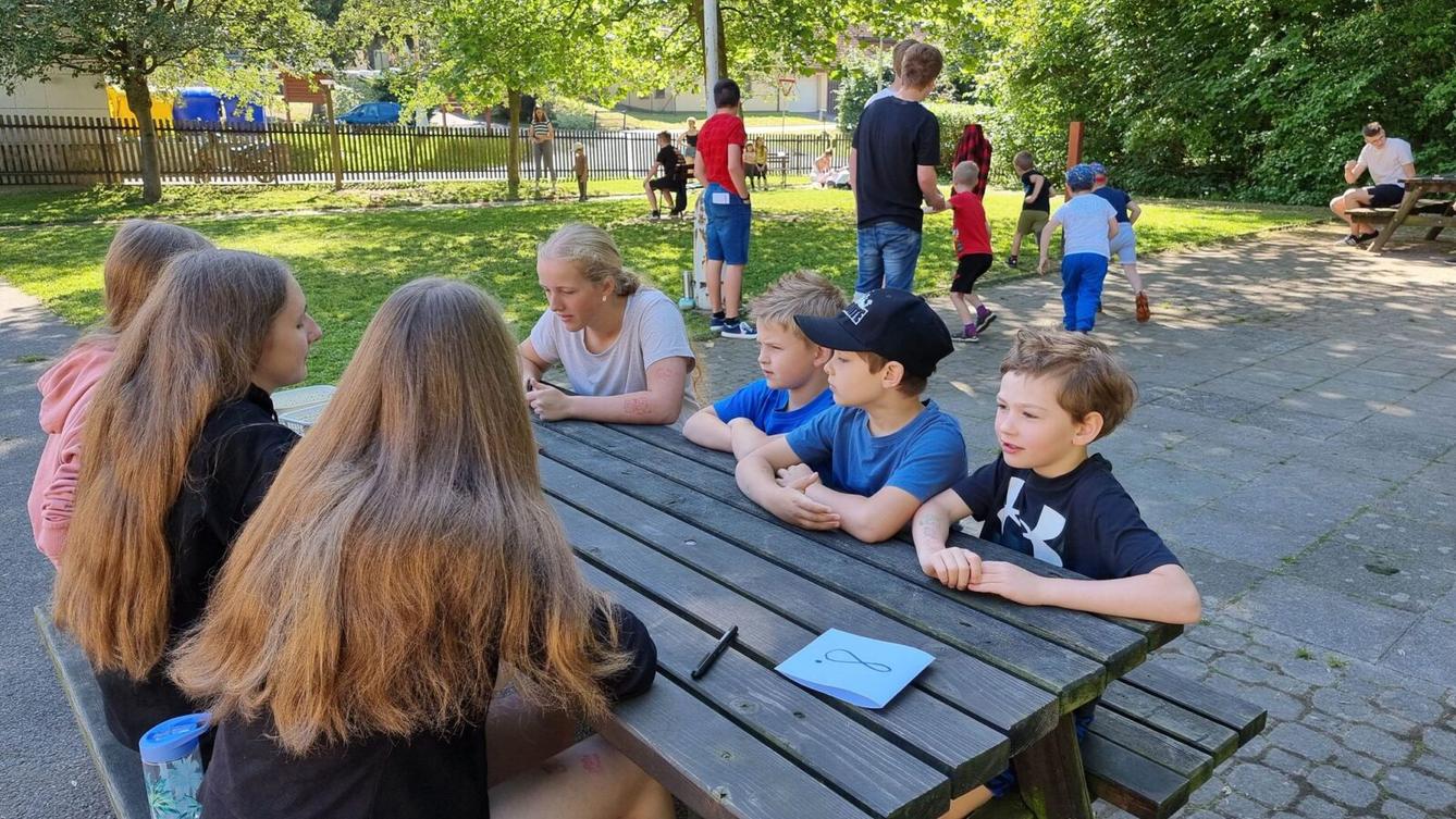 Sportovní hry s deváťáky - 4