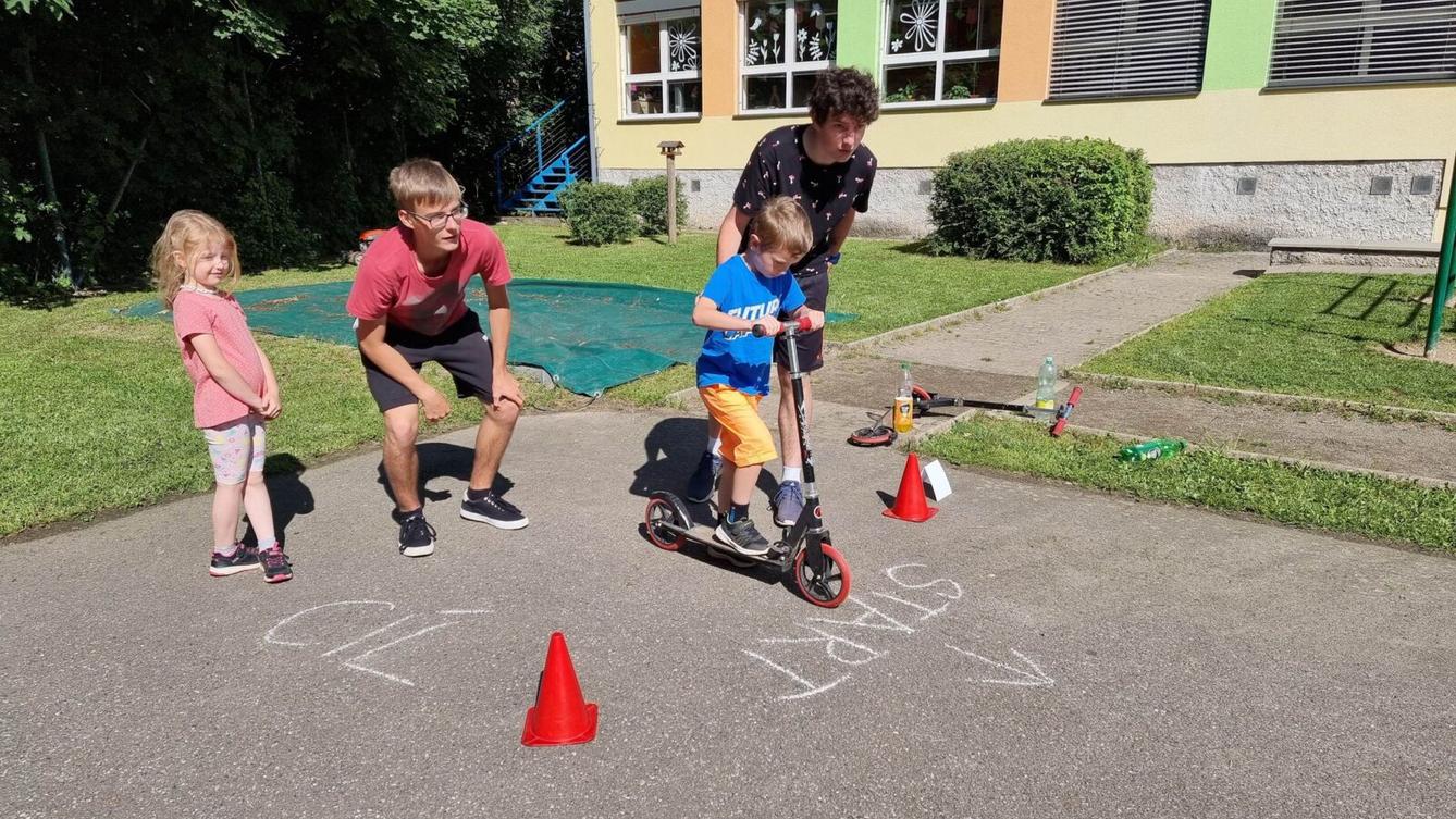 Sportovní hry s deváťáky - 15