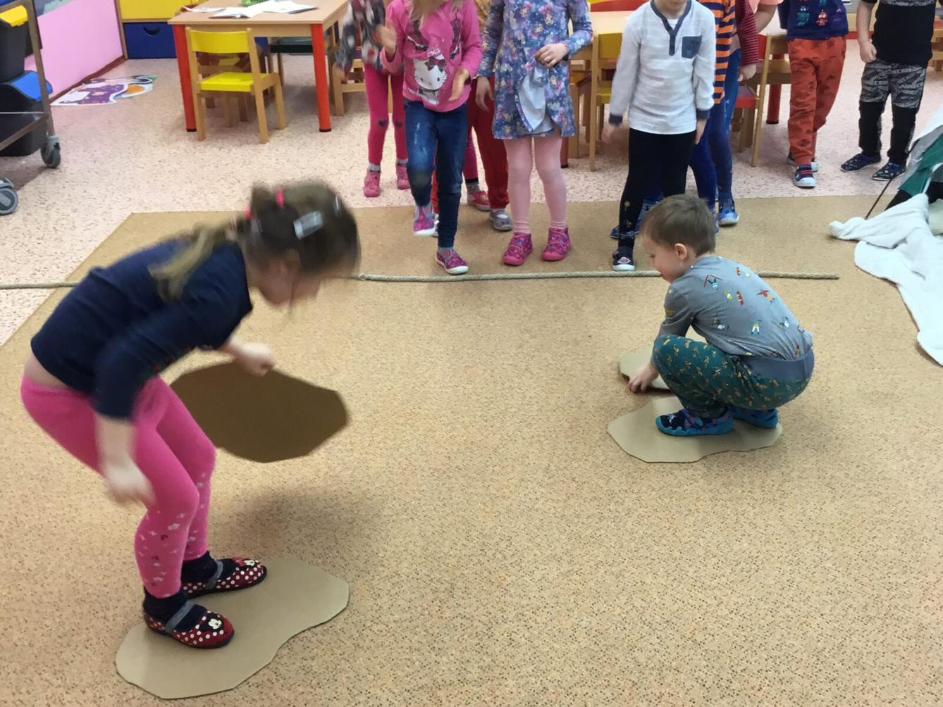 SOVIČKY: ,,ZIMNÍ RADOVÁNKY - VÝPRAVA NA SEVERNÍ A JIŽNÍ PÓL" - 22