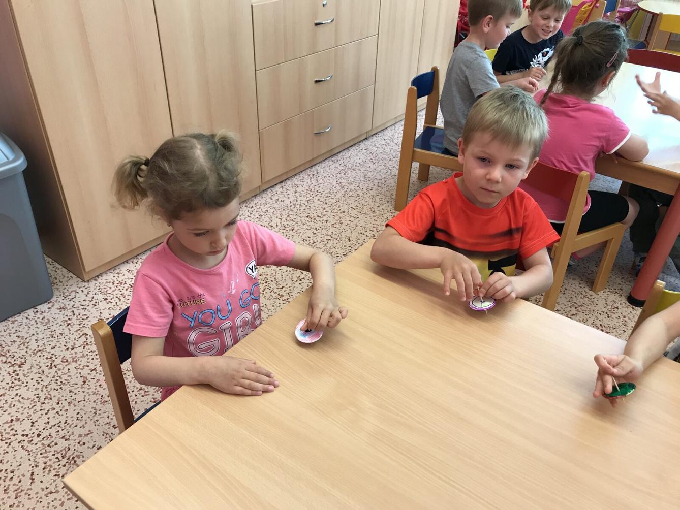 SOVIČKY: ,,DĚTI MAJÍ SVÁTEK" - 22