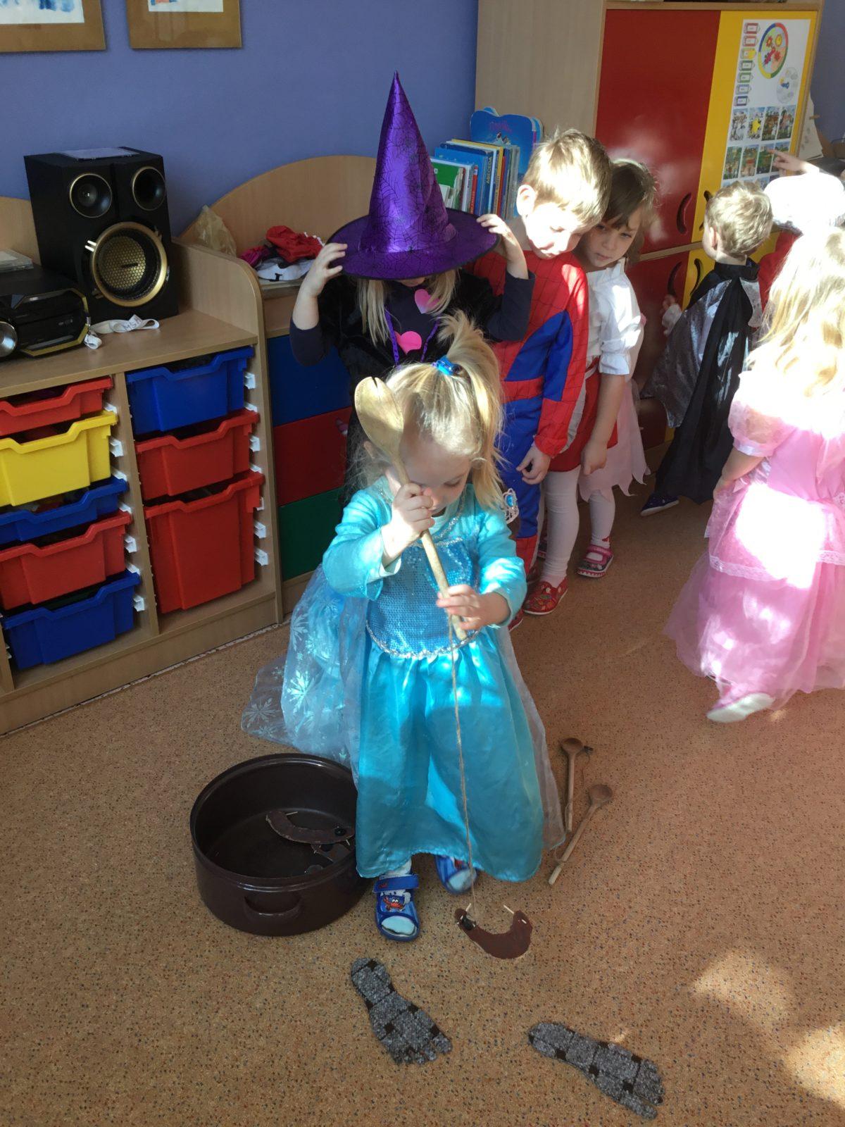 Karnevalové dopoledne v MŠ - 18